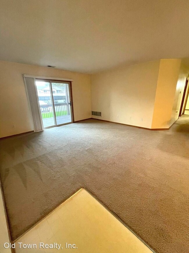 Building Photo - 2 br, 1 bath House - 2448 Quarterback Ct. #1