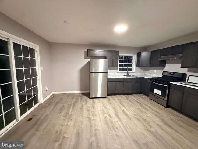 Foto del edificio - 138 Edwards Dr