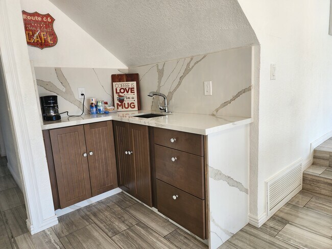 Foto del edificio - 3367 W Grandview Rd