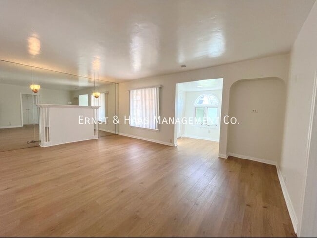 Photo - 9703 Park St House