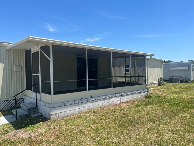 Foto del edificio - 4106 Rhine St