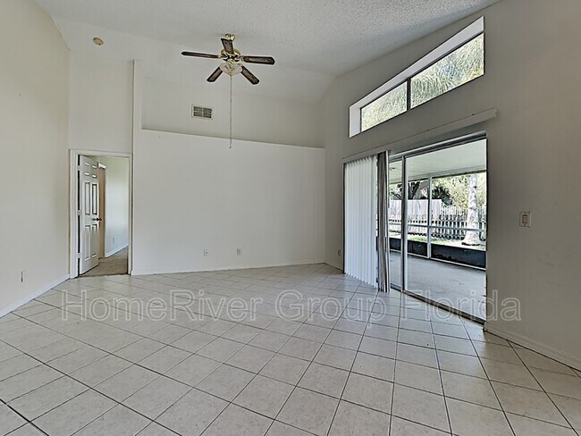 Foto del edificio - 4133 Boca Woods Dr
