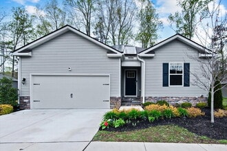 Building Photo - 18099 Coolidge Ln