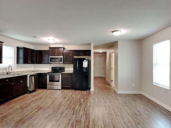 Foto del edificio - 6120 Avery St SW