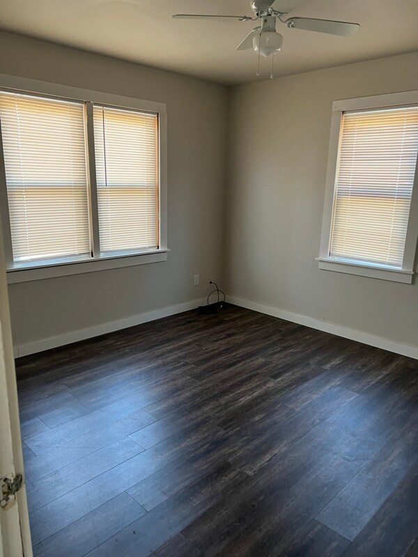 Foto del edificio - 511 E Greeley St