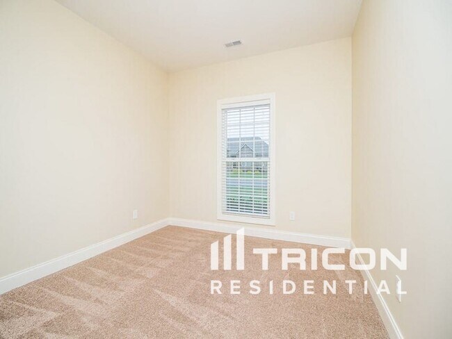 Foto del edificio - 3621 Jerry Anderson Dr