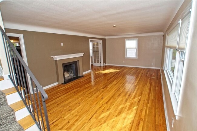 Building Photo - 21015 Halworth Rd