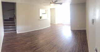 Building Photo - 1425 Hawk Tree Dr