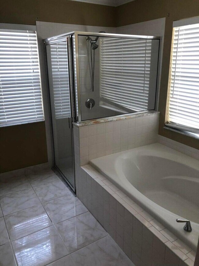 Foto del edificio - 534 SW Halibut Ave