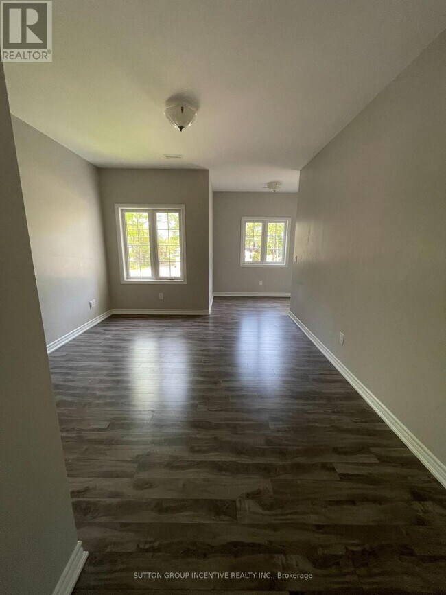 Photo du bâtiment - 1803 River Rd W