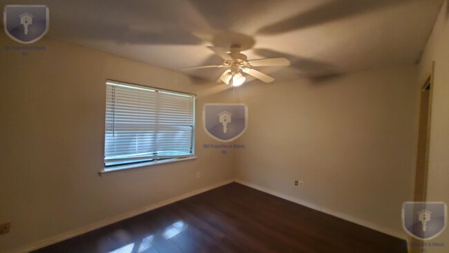 Building Photo - 1023 Sourwood Ct