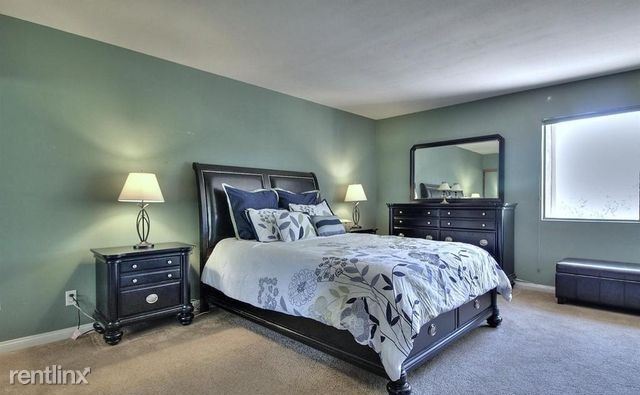 Foto del edificio - 3 br, 2 bath Townhome - 1033 McHugh Ct
