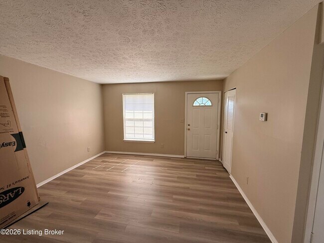 Foto del edificio - 159 Hedgewood Ct