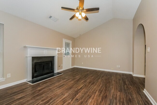 Foto del edificio - 265 Buffington Dr