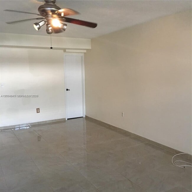 Building Photo - 9455 Bay Harbor Terrace