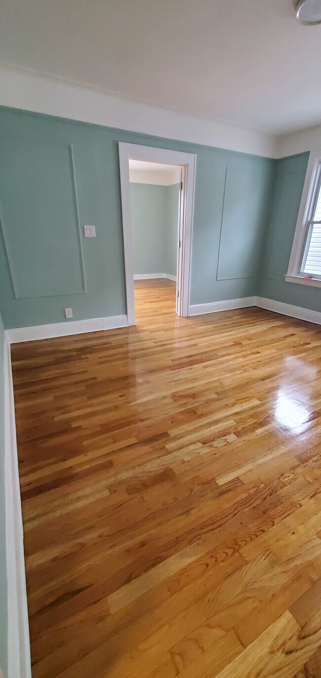 Fully Renovated - 2649 91st St