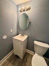 Building Photo - 2322 Central St