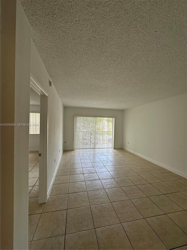 Building Photo - 10900 SW 104th St