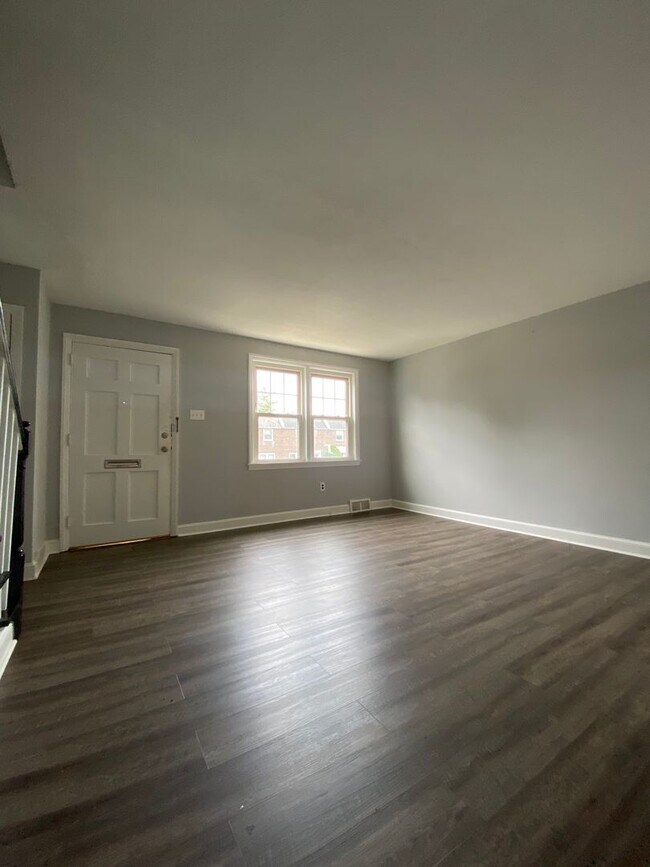 Foto del edificio - Beautiful 3 Bedroom 1 Bath in Drexel Hill!