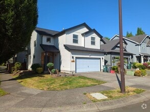 Building Photo - 1811 SE Littlegem St