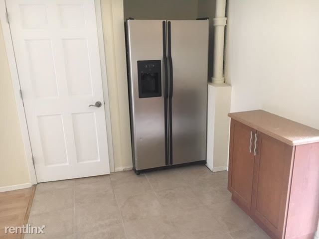 Foto del edificio - 6014 67th Ave