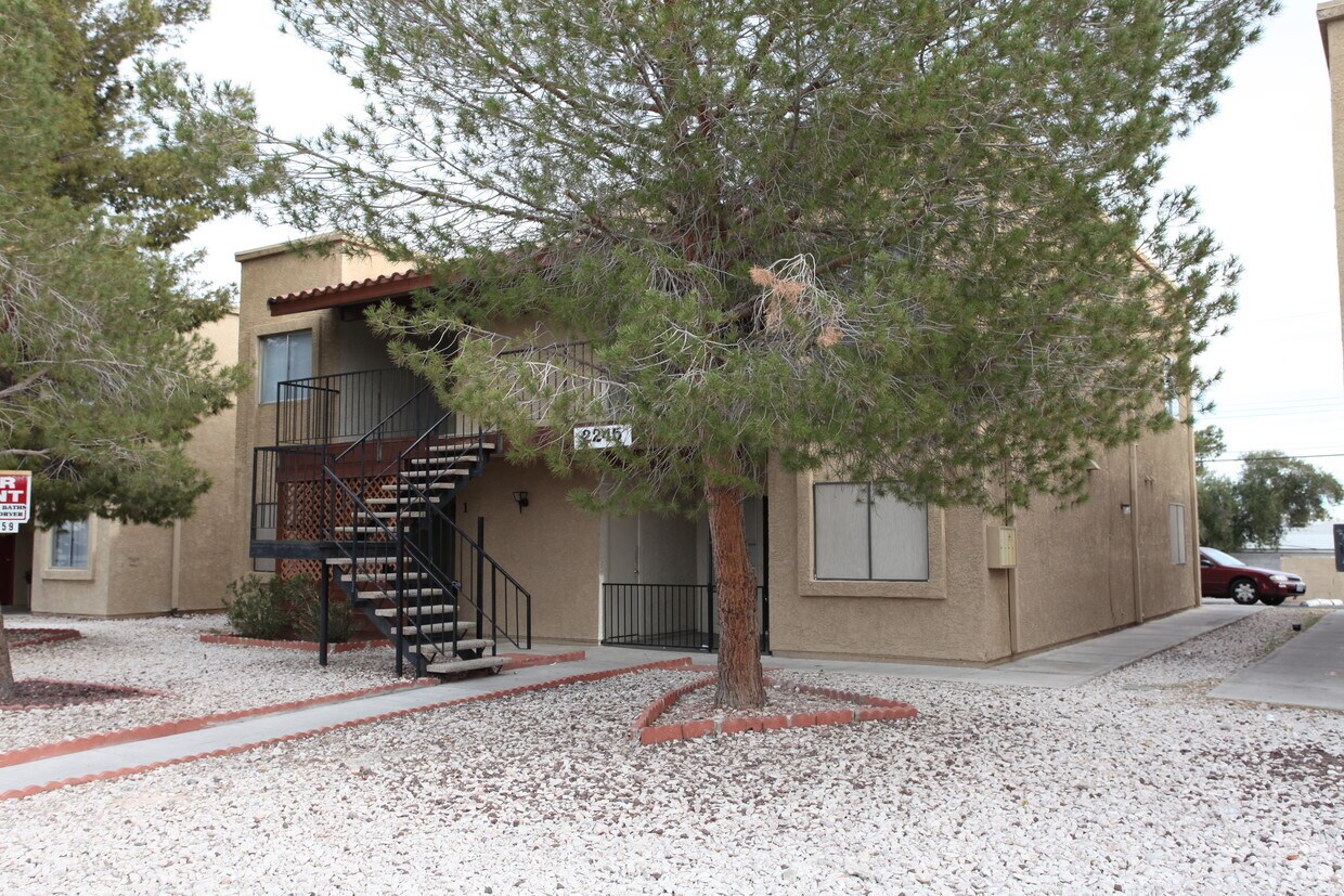 2245 N Jones Blvd, Las Vegas, NV 89108 Apartments in Las Vegas, NV