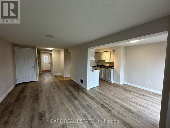 Building Photo - 253 Dunsmore Ln