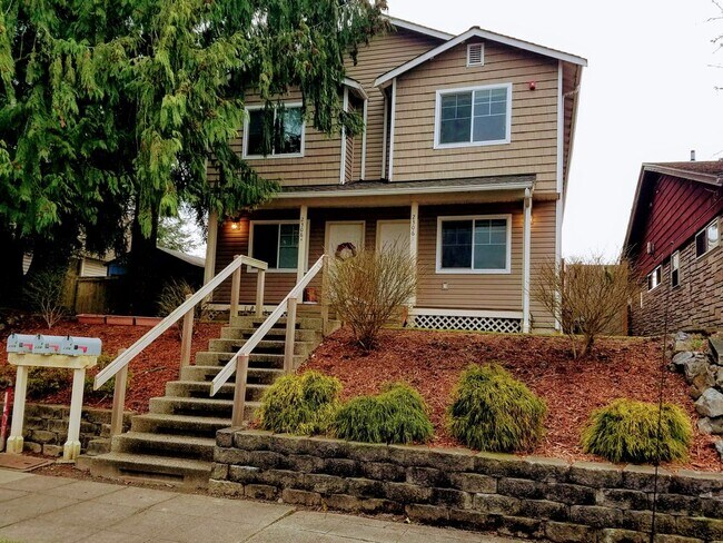 Building Photo - 2306 Wetmore Ave