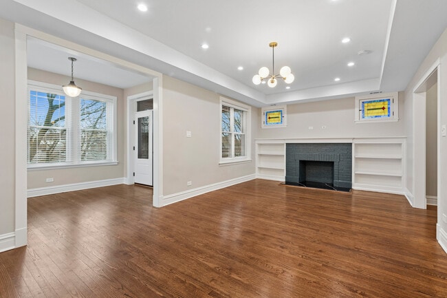 Foto del edificio - 4932 N Ridgeway Ave