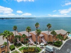 Building Photo - 7400 Sunshine Skyway Ln S