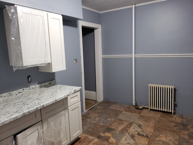 Kitchen - 135 Summer St