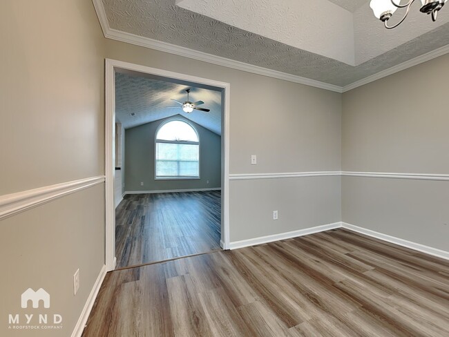 Foto del edificio - 158 Mcarthur Dr