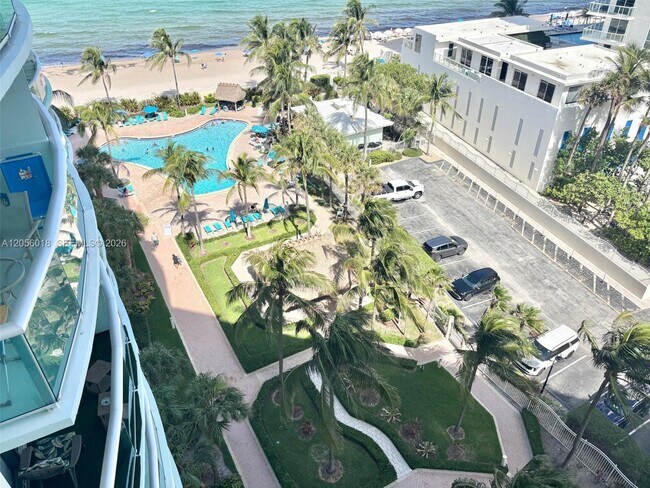 Building Photo - 3901 S Ocean Dr