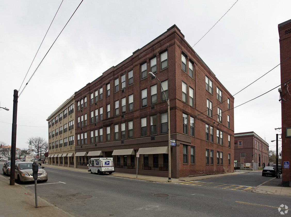 Building Photo - Tribune Apartments
