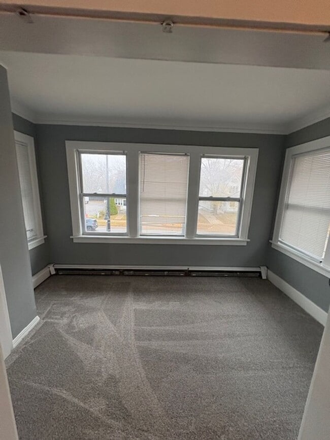 Foto del edificio - 2407 N Sheridan Rd