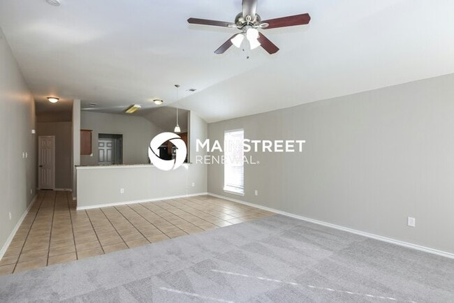 Building Photo - 4 Bedroom Pet-Friendly Home in Dallas, TX ...