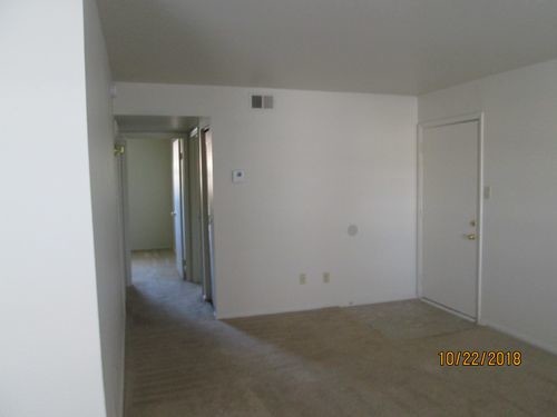 Foto del edificio - 462 Denbigh Blvd
