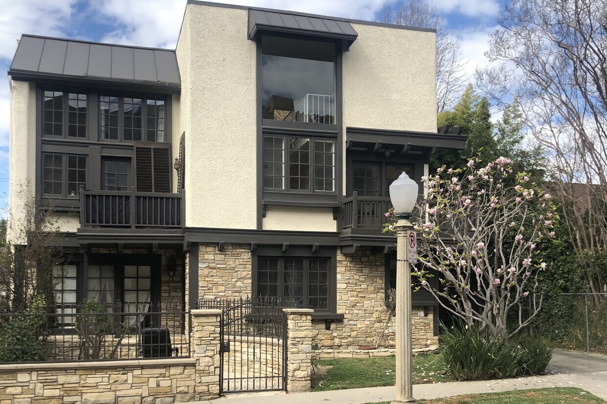 Foto principal - 4161 Fair Ave