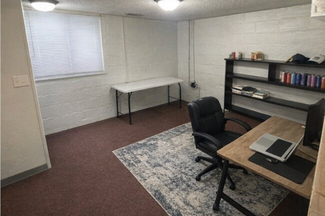 Foto del edificio - 614 N Gilbert St