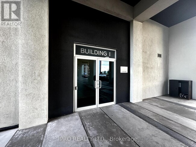 Building Photo - 16-216 Concord Pl