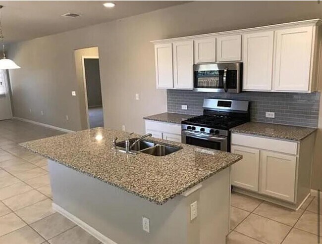 Foto del edificio - 10405 Hatton Ln