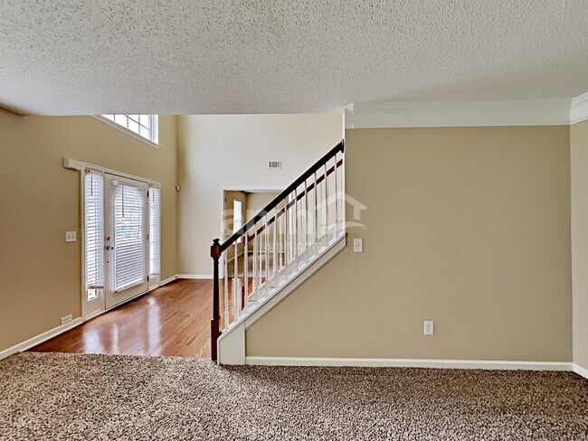 Building Photo - 515 Shire Lane