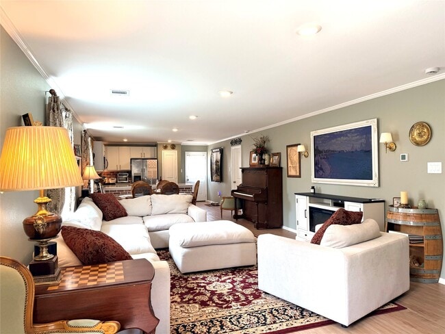 Foto del edificio - 532 Flower Reed Ct