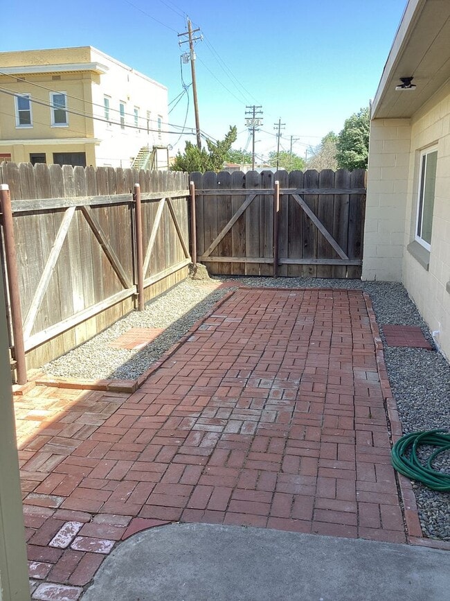 Foto del edificio - Very Nice One Bedroom Home Now Available In Gustine