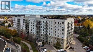 Building Photo - 239 Auburn Dr