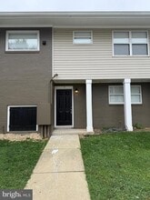 Building Photo - 2050 Nike Dr