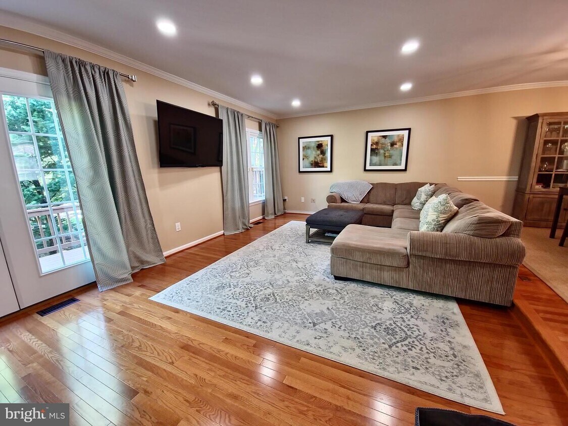 Foto principal - 8002 Tanworth Ct