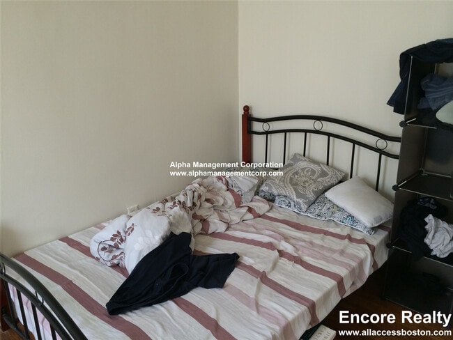 Foto del edificio - 349 Pleasant St