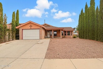 Building Photo - 14336 Puentecillas Dr