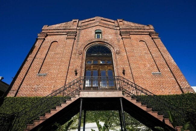 Photo - 709 Jackson Ave Apartment